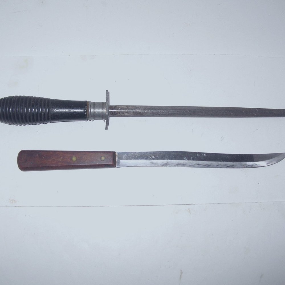 2 ~ Lee's 15" Knife Sharpening STEEL Honing Rod & NEW SS Geneva Forge 8" KNIFE B